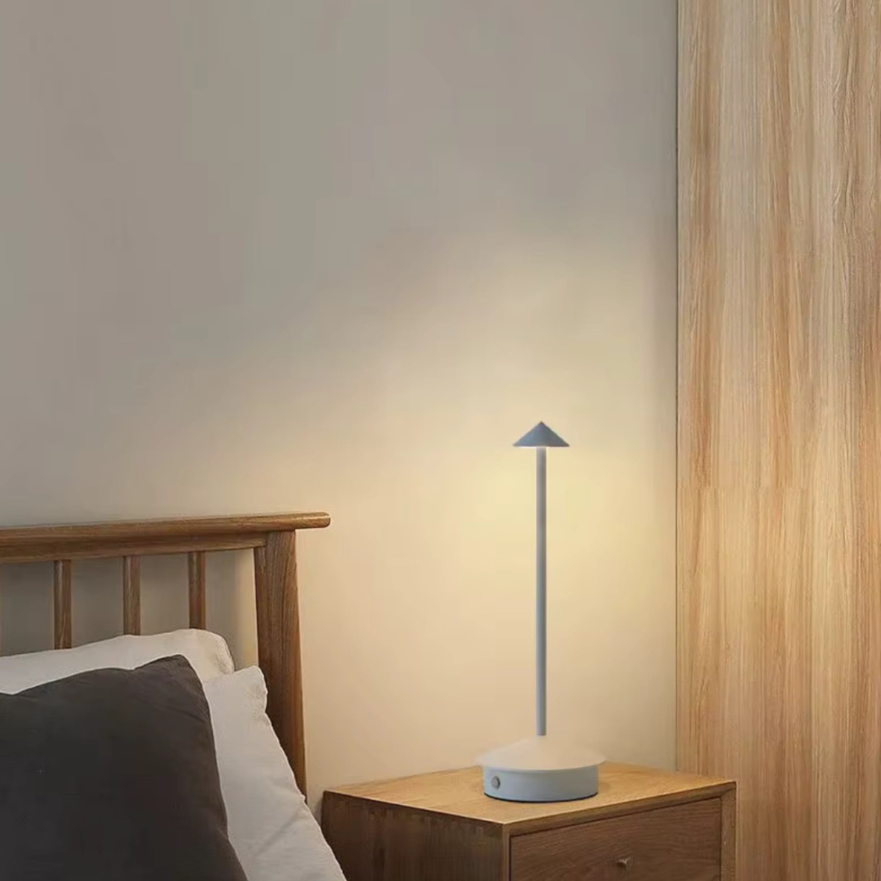 Minimalist Metal Cordless Table Lamp With 3-Color Dimmable Light — Greenwich Home & Living