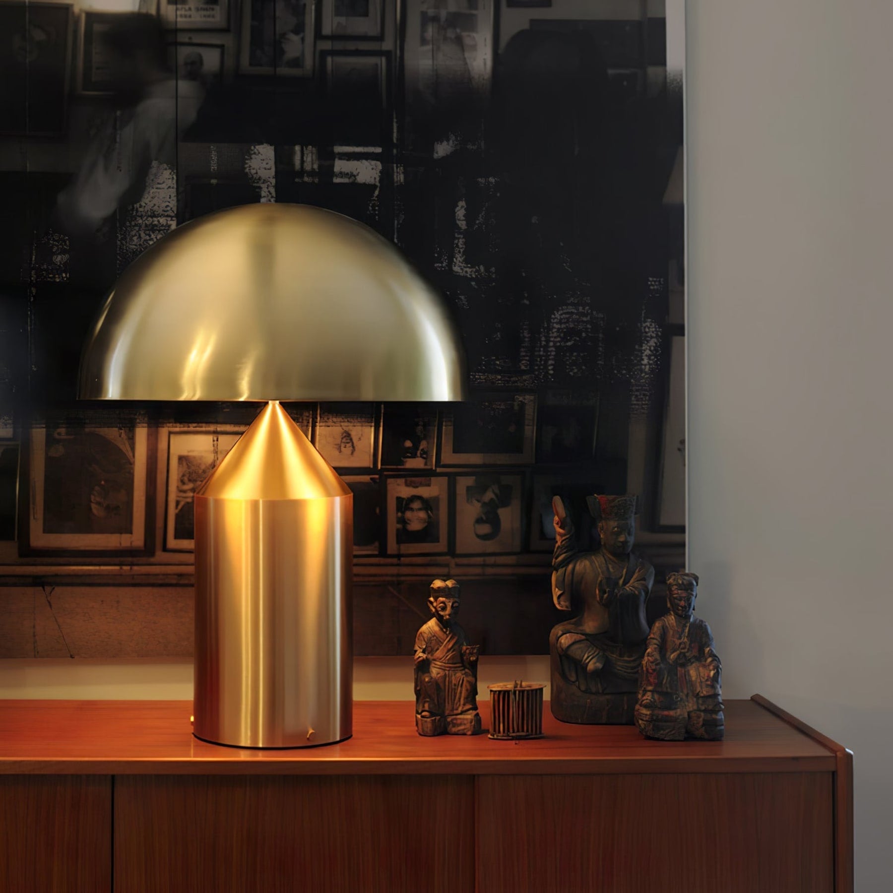 Modern Metal Table Lamp With Adjustable Color Temperature — Greenwich Home & Living