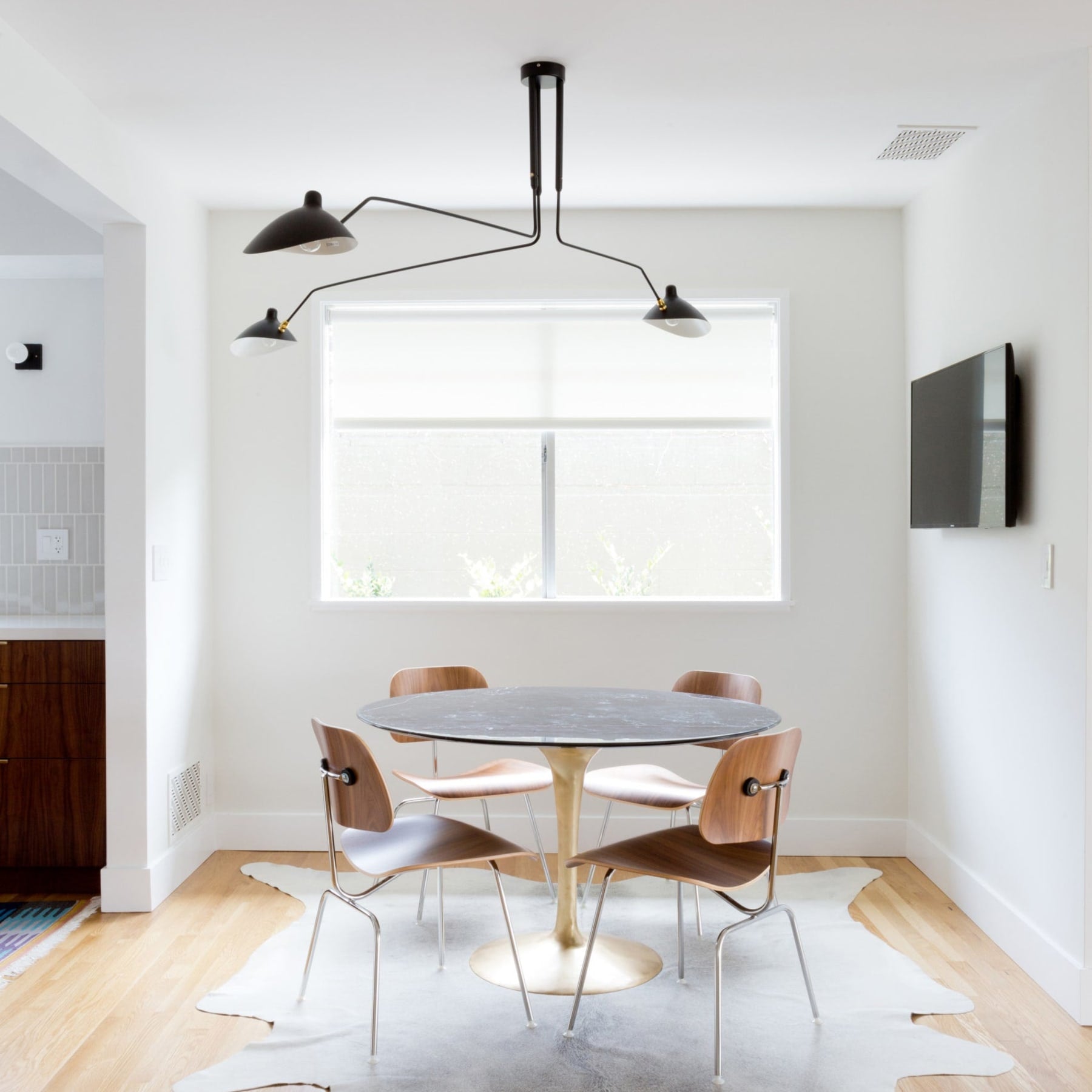 Modern Linear Metal Ceiling Light With Adjustable Color Temperature — Greenwich Home & Living