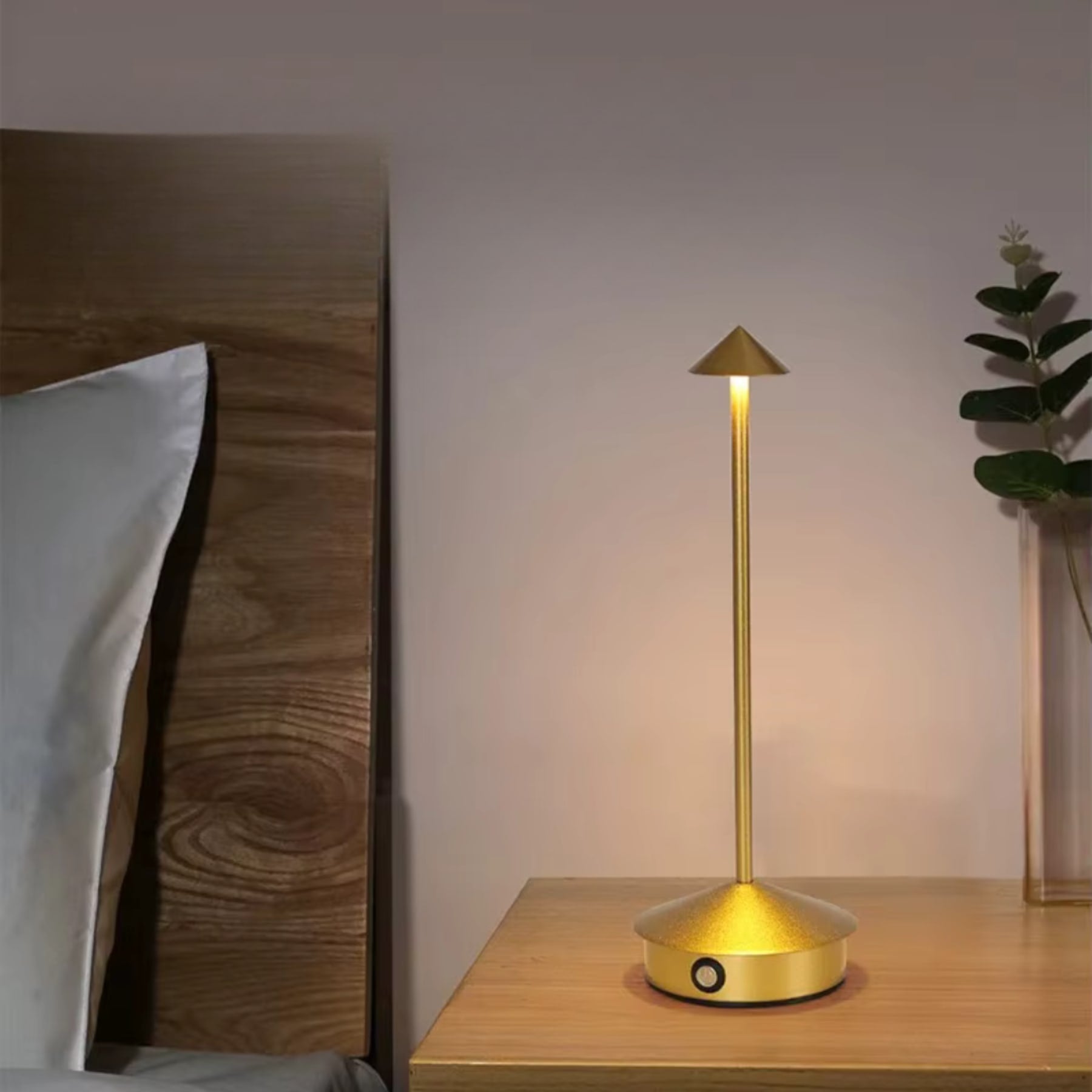Minimalist Metal Cordless Table Lamp With 3-Color Dimmable Light — Greenwich Home & Living