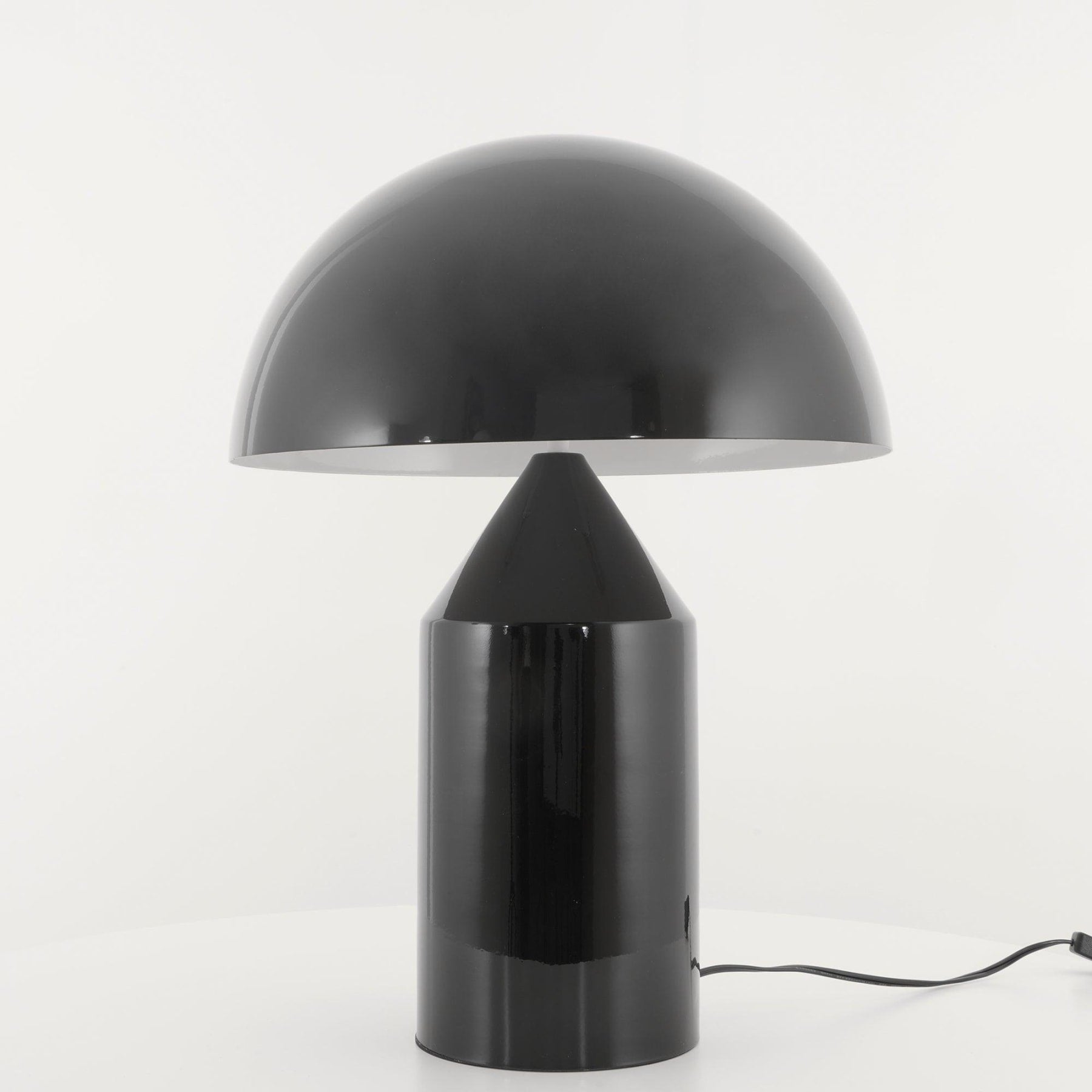 Modern Metal Table Lamp With Adjustable Color Temperature — Greenwich Home & Living