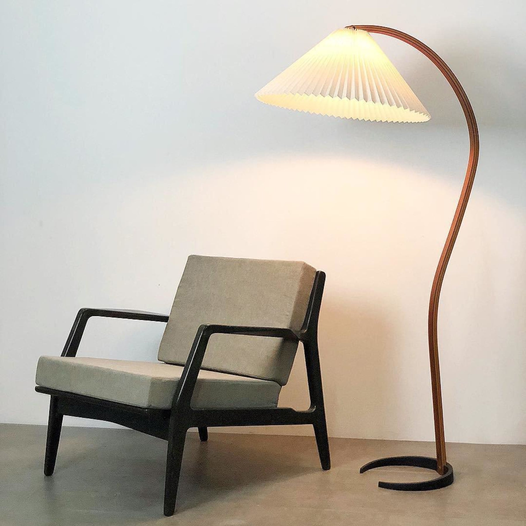 Scandinavian Wood Floor Lamp With Fabric Shade for Living Room — Greenwich Home & Living