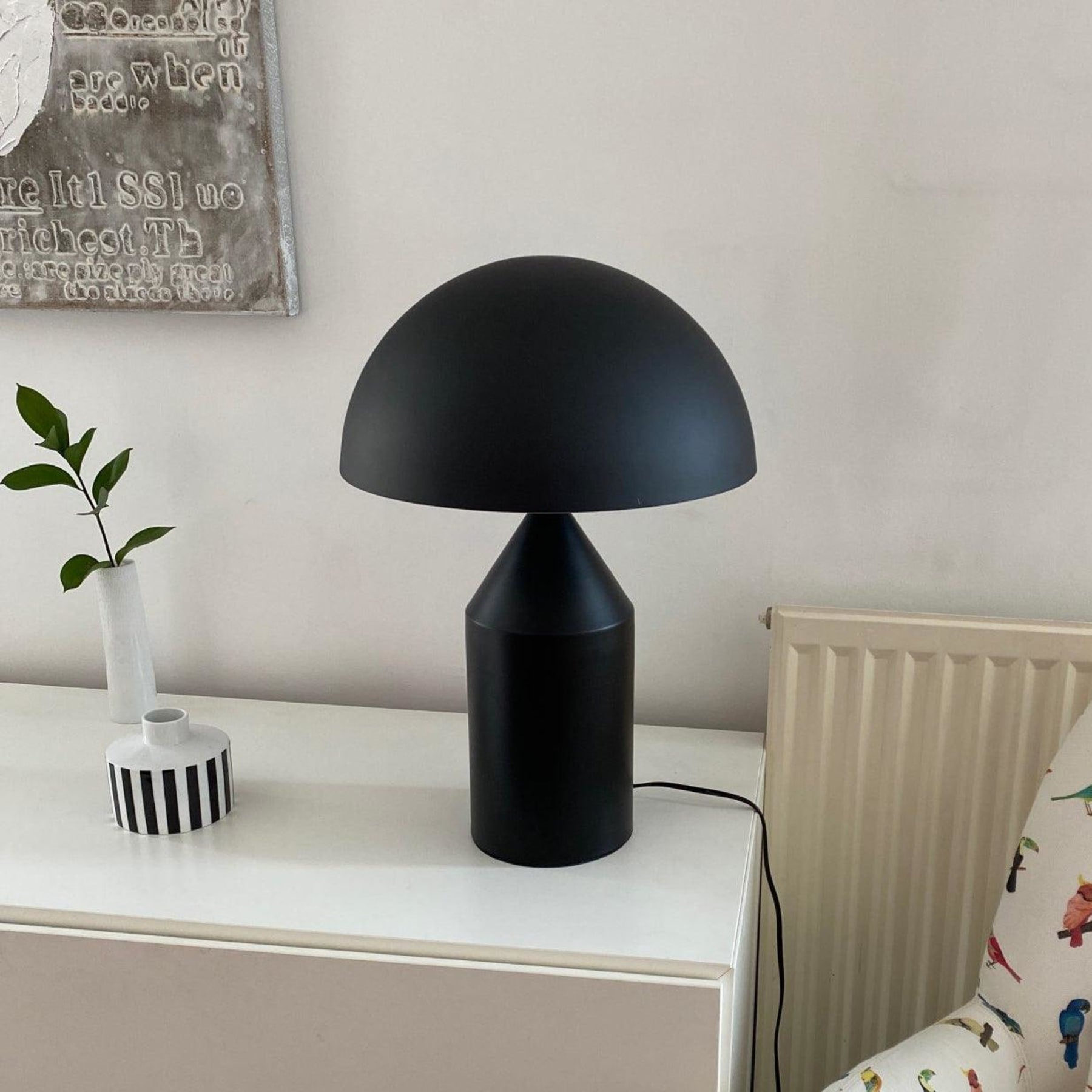 Modern Metal Table Lamp With Adjustable Color Temperature — Greenwich Home & Living