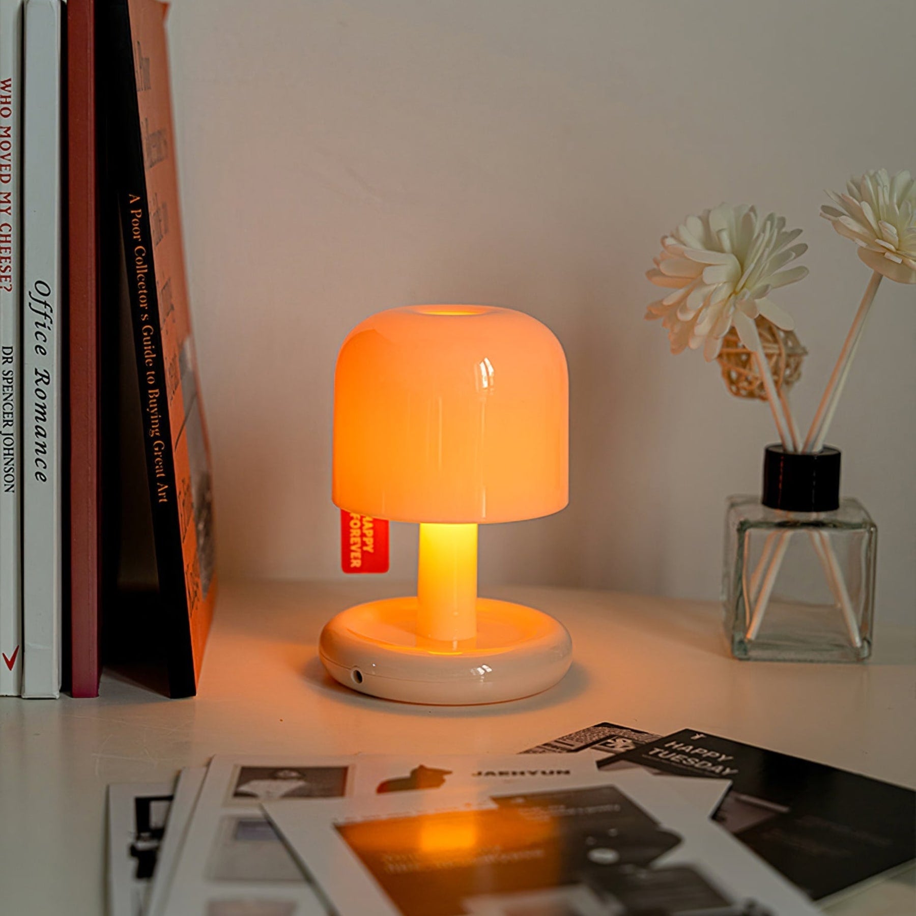 Minimalist Rechargeable Table Lamp With Tri-Color Light — Greenwich Home & Living