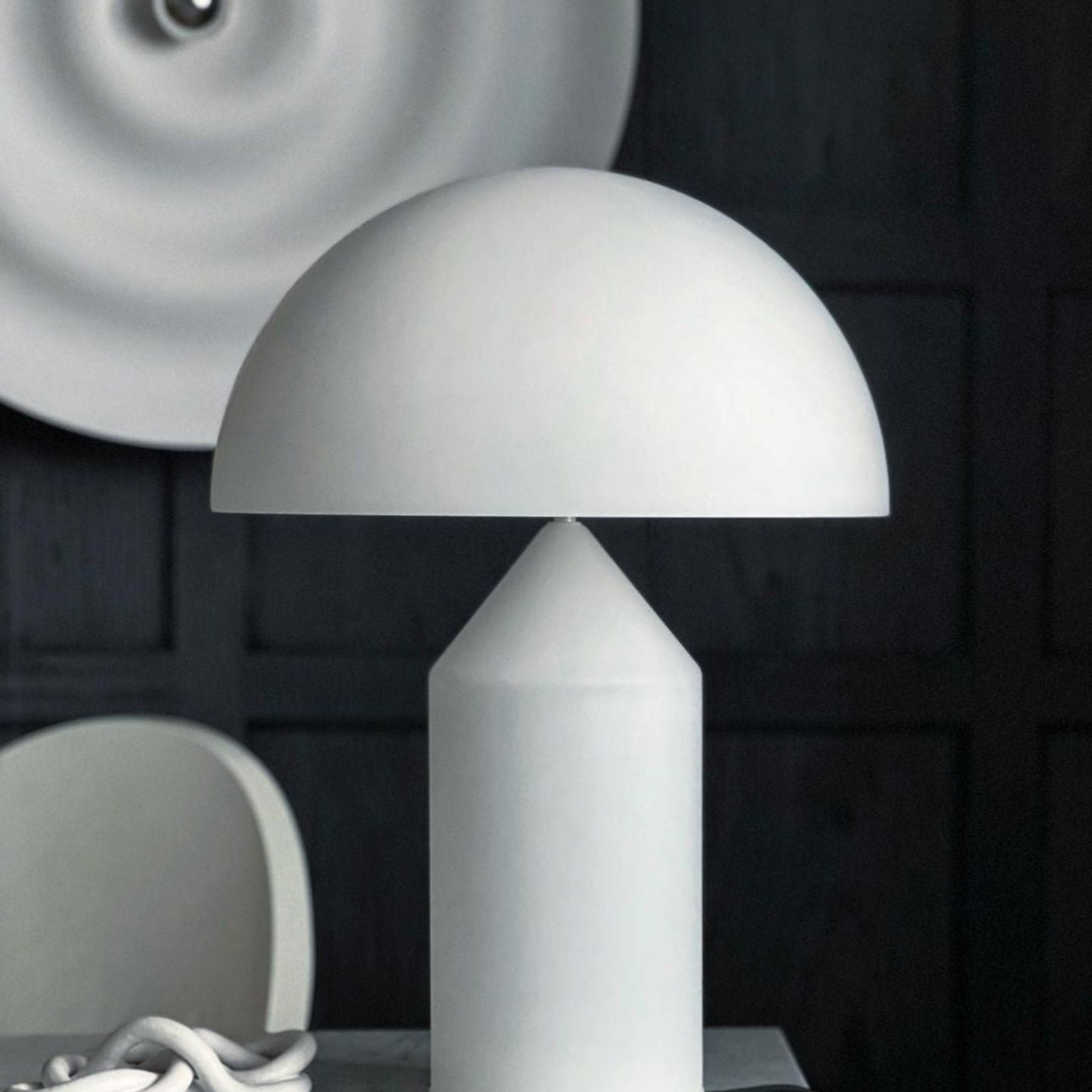 Modern Metal Table Lamp With Adjustable Color Temperature — Greenwich Home & Living