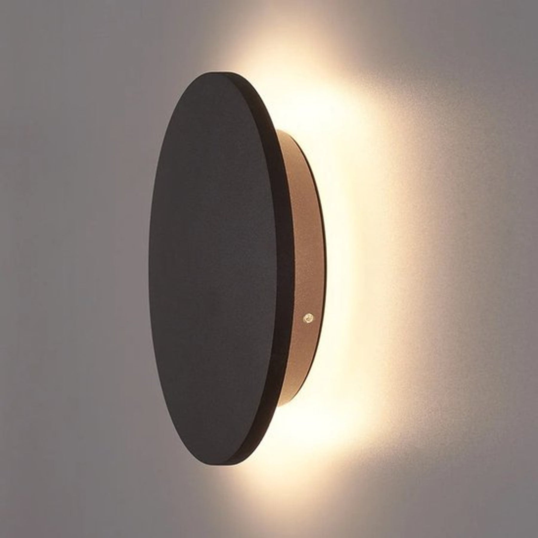 Minimalist Metal Wall Light for Living Room and Bedroom — Greenwich Home & Living
