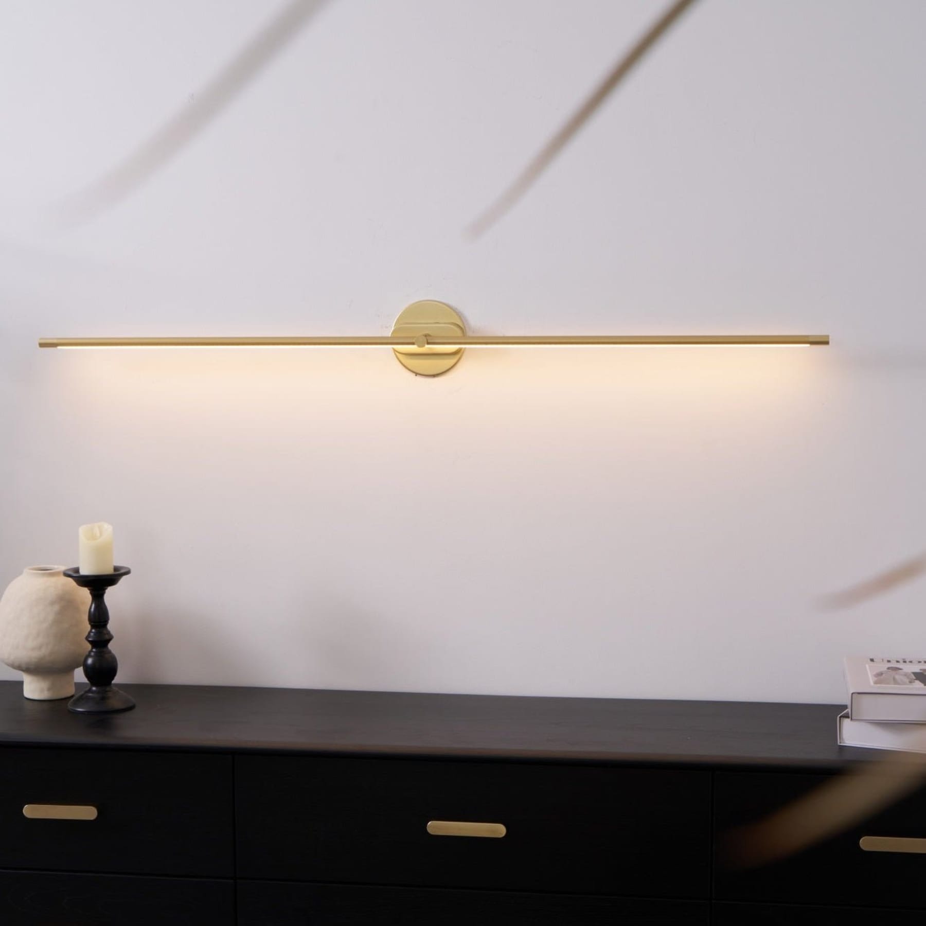 Minimalist Metal Wall Light With Adjustable Color Temperature — Greenwich Home & Living
