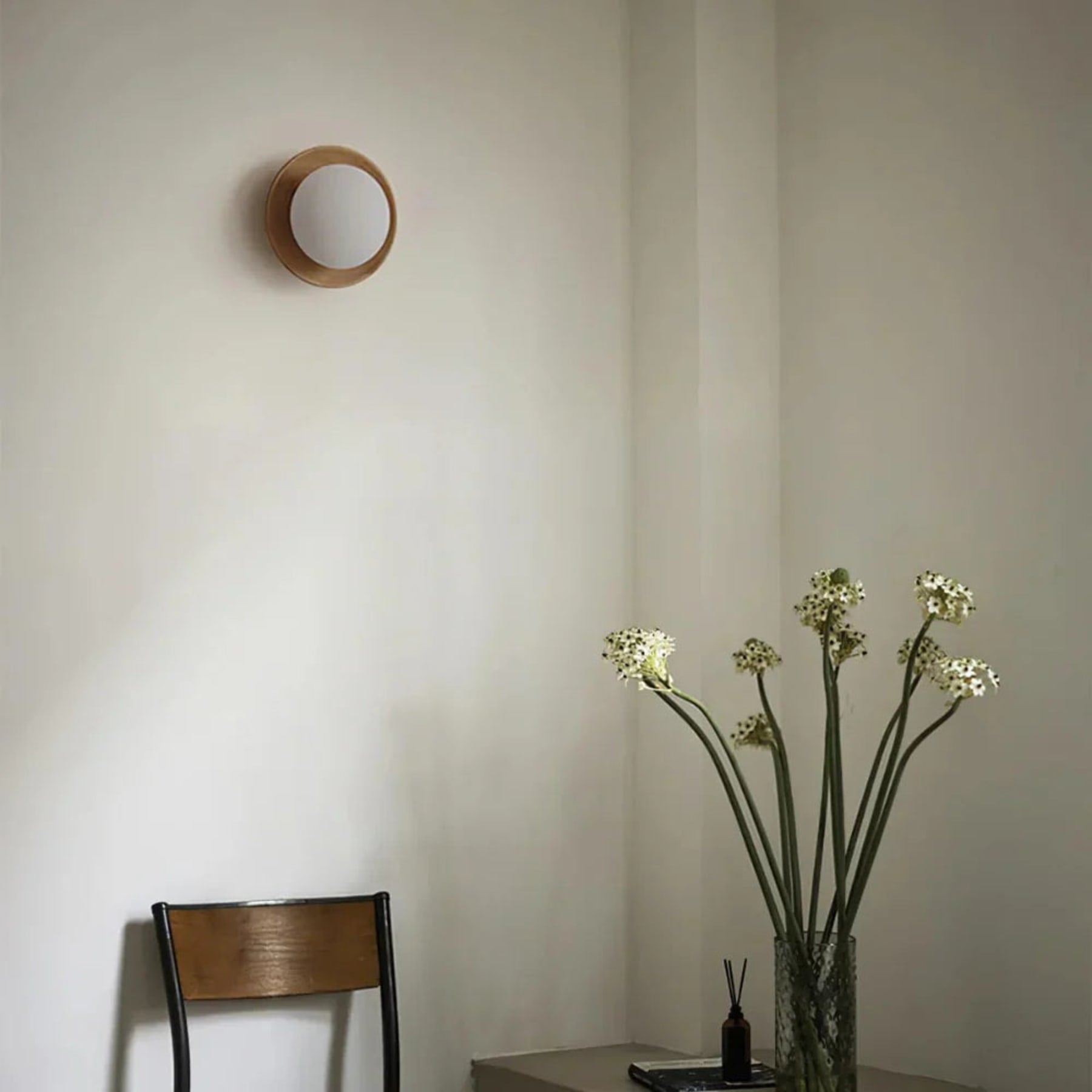 Minimalist Wood Wall Light With Selectable Color Temperature — Greenwich Home & Living